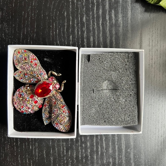 Stunning butterfly pin / broach - Picture 4 of 4